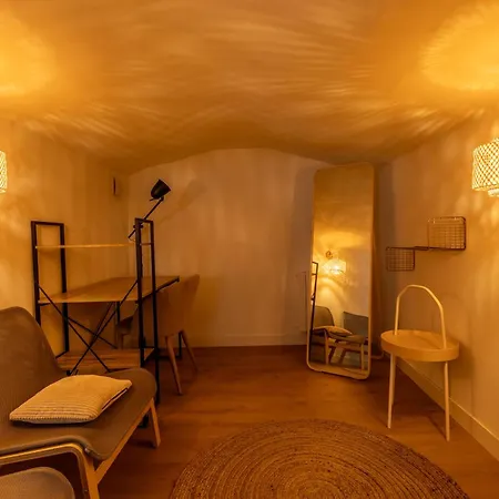 - Centre Cosy Equipe 2 Personnes * Riom
